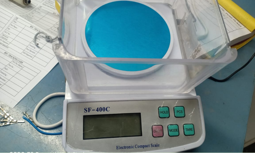 High-precision Laboratory Balance by Prachi Enterprises